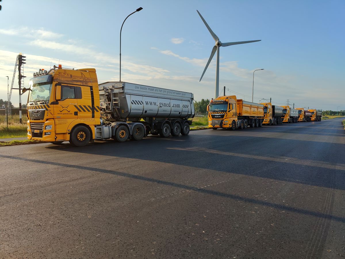 MAN trucks asfalt Zeeland.jpg